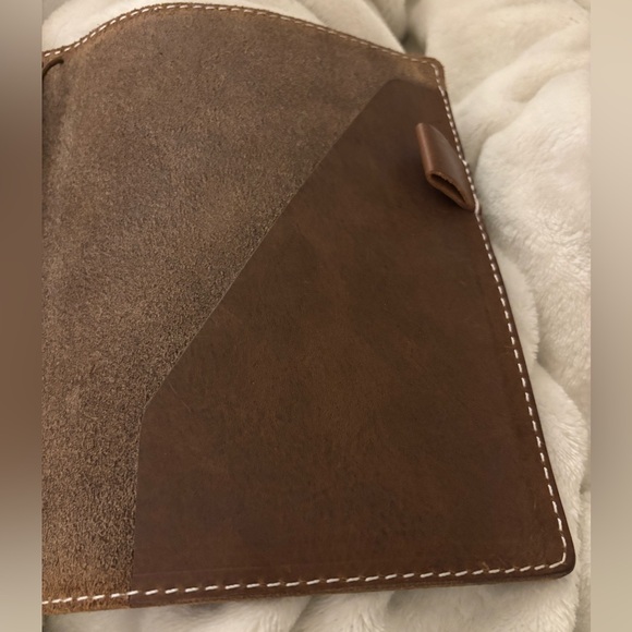 CHIC SPARROW A5 leather journal cover with pockets and 4 strings - Picture 12 of 12